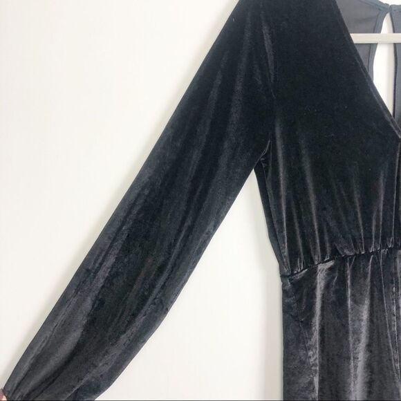 HONEY PUNCH | Velvet Black Long Sleeve Romper Wrap Front Cutout Back S - Picture 6 of 11
